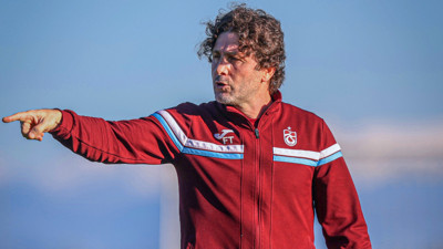 Trabzonspor, Galatasaray maçı için pas, top kapma ve taktik çalışması yaptı