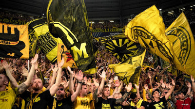 Taraftarlar, sadece stadyuma giderek kulüplerinin en büyük ekonomik güçlerinden bir tanesi oluyor