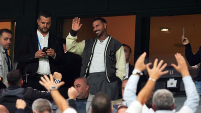 Beşiktaş'ın derbide sürpriz bir misafiri vardı