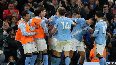 Manchester City evinde hata yapmadı! 4 gol sesi