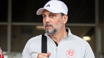 Erol Bulut: "Kulübün içinde olan birisi bütün bilgilerimizi rakip takıma aktarmış