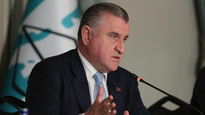 Bakan Bak'tan genç milli halterciler için tebrik mesajı