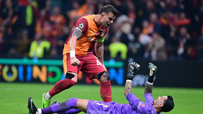 Liverpool, Ajax, Bulgaristan... Uğurcan Çakır kalesini gole kapattı