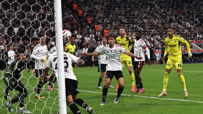 Sergen Yalçın 11 tahtasına ilk olarak Gabriel Paulista'yı yazıyor!