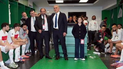 A Milli Takım'ın soyunma odasından saat ve yüzük çalındı