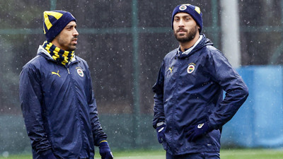 Ateş hattındaki 3 kulüp Cenk Tosun'a talip oldu! Kurtarma operasyonu