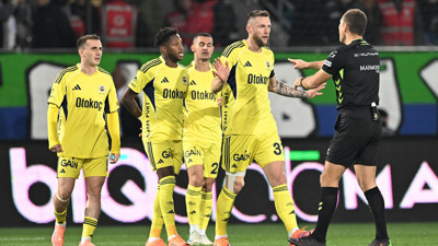 Bein Trio, Çaykur Rizespor-Fenerbahçe maçının tartışmalı pozisyonlarını değerlendirdi!