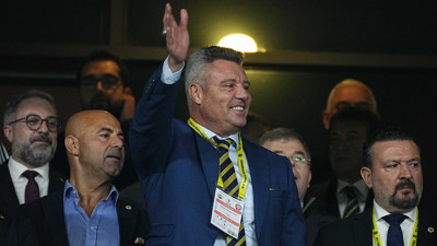 Fenerbahçe yönetiminden Galatasaray derbisi için flaş karar! Futbolculara bildirildi