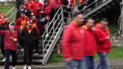 Galatasaray taraftarı yola çıktı