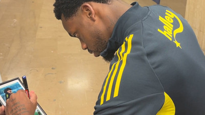 Stat çıkışında Jhon Duran'ı güldüren video