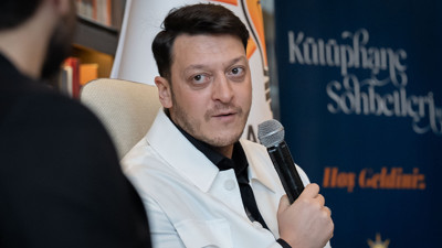 Mesut Özil: Fenerbahçe'yi tabii ki özlüyorum