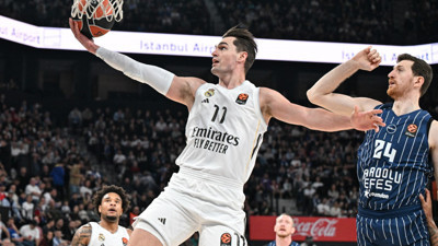 Anadolu Efes, sahasında Real Madrid'e yenildi
