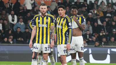 Nihat Kahveci: Bu oyunla nasıl şampiyon olacaksın?