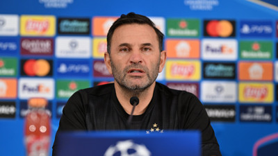 Okan Buruk'tan Jakobs ve Singo itirafı