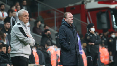 Sergen Yalçın Mert Günok'un üstünü çizdi Serdal Adalı'ya "bana yeni kaleci alın" dedi!