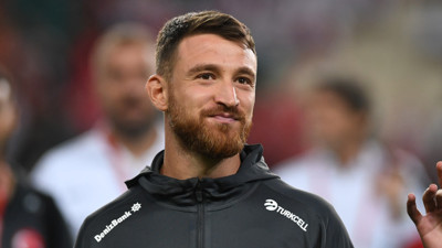 Beşiktaş'ın istediği Salih Özcan Dortmund'un kamp kadrosuna alındı!