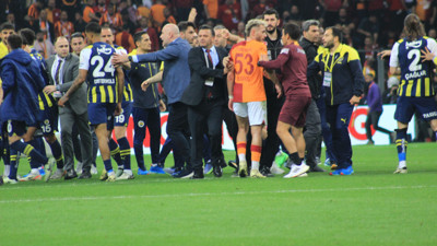 Oosterwolde ve Mert Hakan Yandaş'a 1 yıl 4 ay 14 gün hapis!