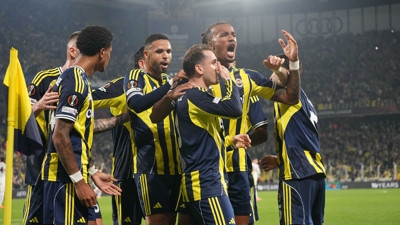Menajeri Fenerbahçe yönetimi ile görüştü! Bonservisini alıp gitmek istiyor