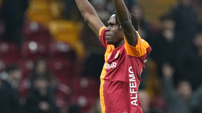 Sacha Boey sağ beke Singo 6 numaraya!