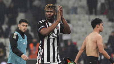 Nihat Kahveci: Emmanuel Agbadu'nun çok daha iyi oynayacağını düşünüyorum!