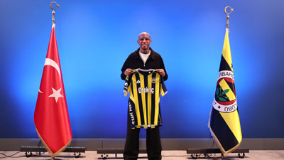 Talisca Fenerbahçe'yle sözleşme uzattı Flamengo'nun hayalleri yıkıldı