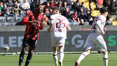 Gaziantep'de istifa sesleri! Burak Yılmaz 3 puanın yüzünü unuttu