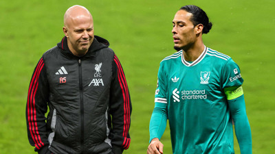 Arne Slot van Dijk'ın sözüne geldi! Galatasaray'a karşı ilk 11'de şans verecek