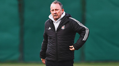 Sergen Yalçın Ersin Destanoğlu'na iletti: Ya Altay Bayındır'la forma savaşına girersin ya da...