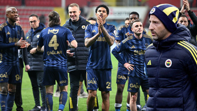 Tedesco'dan derbi öncesi kart uyarısı! 7 futbolcu birden...