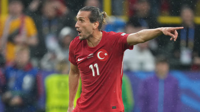 Yusuf Yazıcı'nın çapraz bağları 3. kez koptu!