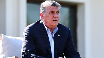 Ne Serdal Adalı istiyor ne de Önder Özen! Beşiktaş'a yerli hoca yasak