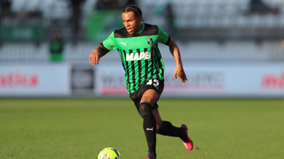 Beşiktaş Lauriente için 15 milyon euro teklif etti Sassuolo 25 milyon euro istedi