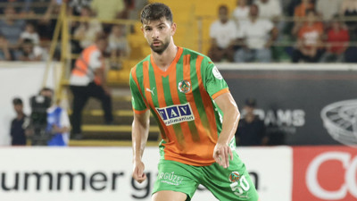 Galatasaray Alanyaspor'un kapısını çaldı! Ümit Akdağ hem sol bek hem sol stoper