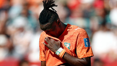 Galatasaray'ın yıldız futbolcusu Singo sahalardan en az 3 ay uzak kalabilir