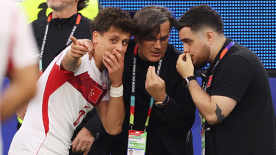 Nihat Kahveci'den Montella'ya eleştiri: ABD maçı 1000 tane zafere denkse 2002'deki Güney Kore galibiyeti ne?