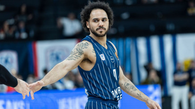 Anadolu Efes Shane Larkin'e resmen veda etti!