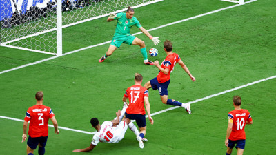 Gol öncesi top kamera kablosuna çarptı mı? FIFA'dan açıklama geldi!