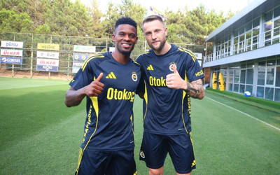 Fenerbahçe'de iki yeni transferin lisansları çıkarıldı