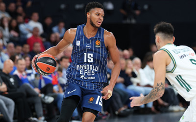 Anadolu Efes, Ergin Ataman'a mağlup