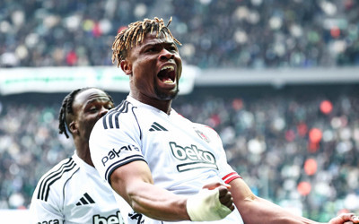 Beşiktaş'ın savunma bakanı Emmanuel Agbadou geçit vermiyor!