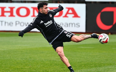 Emirhan Topçu derbiye yetişmek için kendini zorluyor!