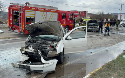 Sivasspor tesisleri önünde kaza! 6 yaralı