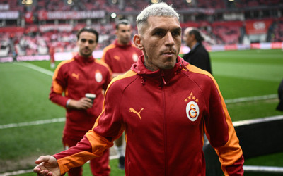 Singo ve Davinson Sanchez'in maaşlarını gören Torreira Galatasaray'dan ayrılmaya karar verdi