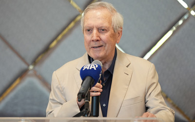 "Ben de devreye girdim" Aziz Yıldırım'dan iki santrfor müjdesi