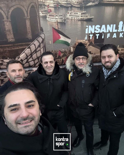 Galatasaray, Fenerbahçe ve Beşiktaşlı isimler, Filistin'e destek için Galata Köprüsü'nde düzenlenen yürüyüşe katıldılar