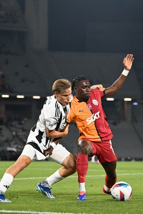 Galatasaray'ın yeni sol beki Leif Davis, Gabriel Sara'dan daha fazla asist yapmış - Resim: 8