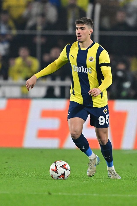 Ali Koç Romulo'nun kanat forveti için 8 milyon euro teklif etti! 61 maçta 5 gol 13 asisti var - Resim: 4
