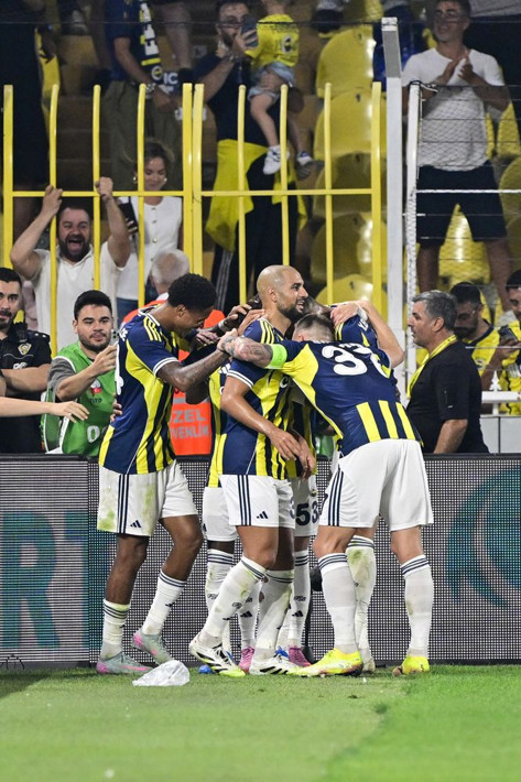 İsmail Kartal iki yeni transferi oynatmam deyince Fenerbahçe'nin yeni teknik direktörü Tedesco oldu - Resim: 6