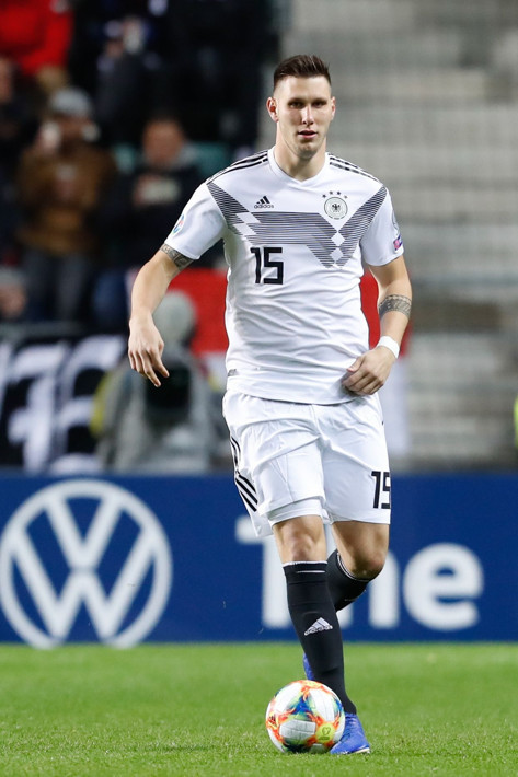 Domenico Tedesco Leroy Sane ve İlkay Gündoğan'ın stoperini bedava Fenerbahçe'ye getiriyor - Resim: 7