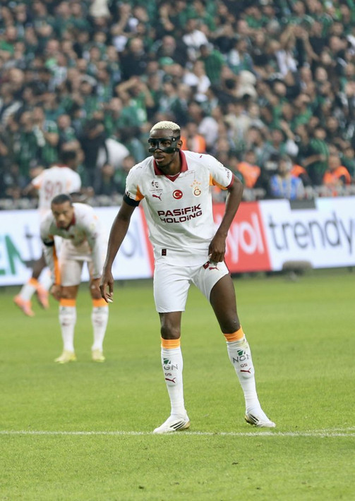 Victor Osimhen 81 milyon euroluk forvetin yerine Premier Lig'e gidiyor - Resim: 2